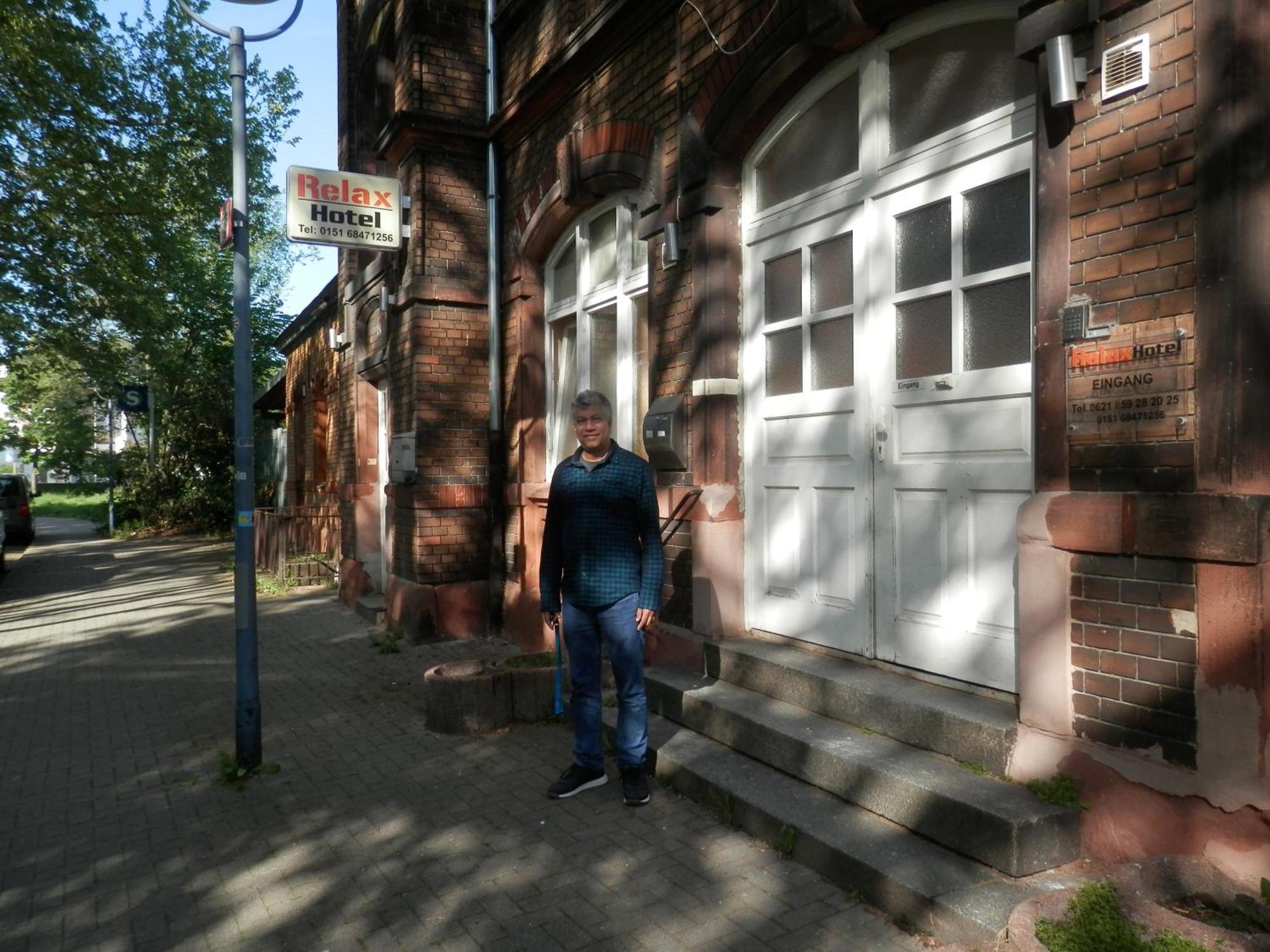 Relax Hotel-Ludwigshafen Bagian luar foto