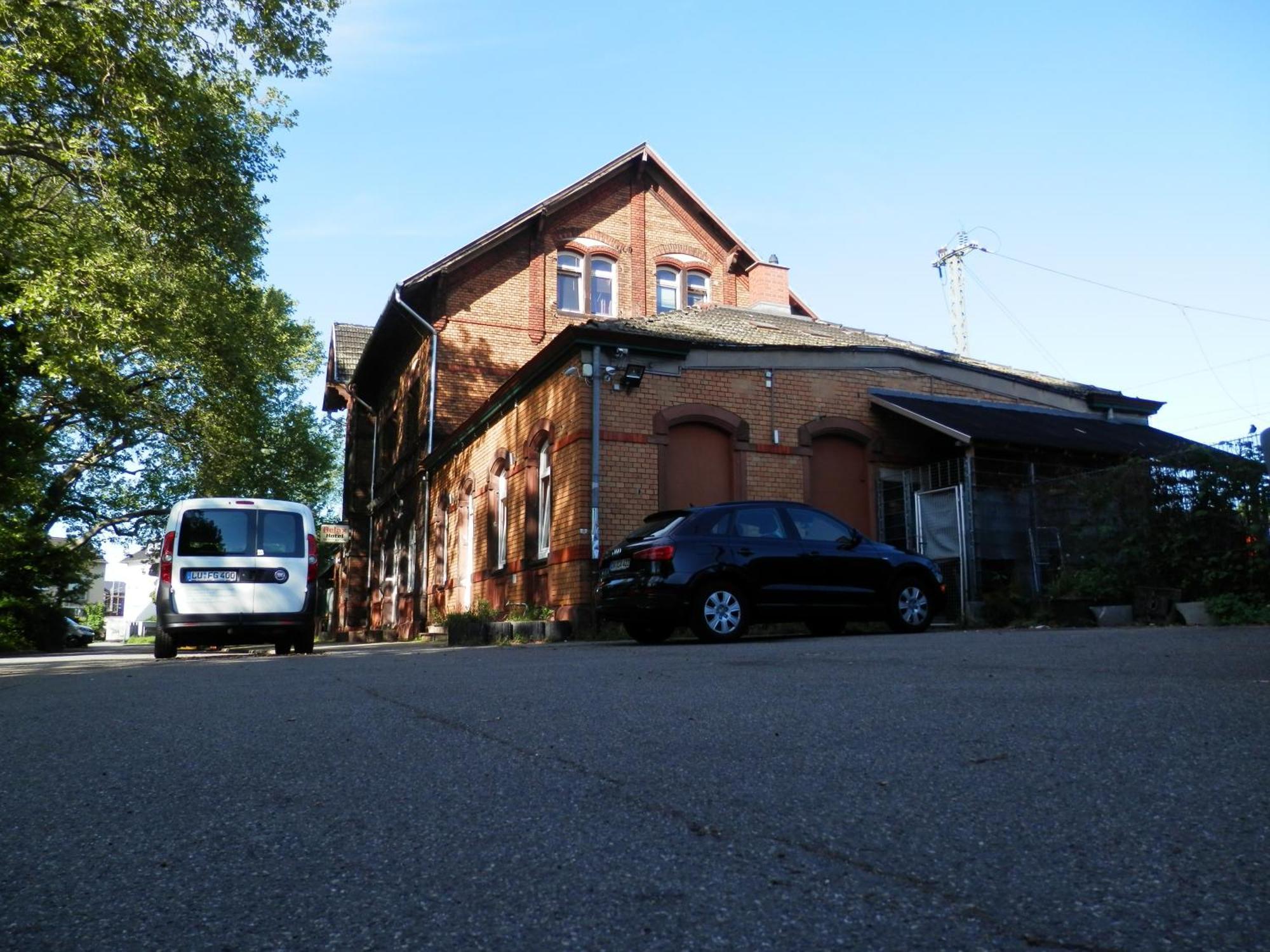 Relax Hotel-Ludwigshafen Bagian luar foto